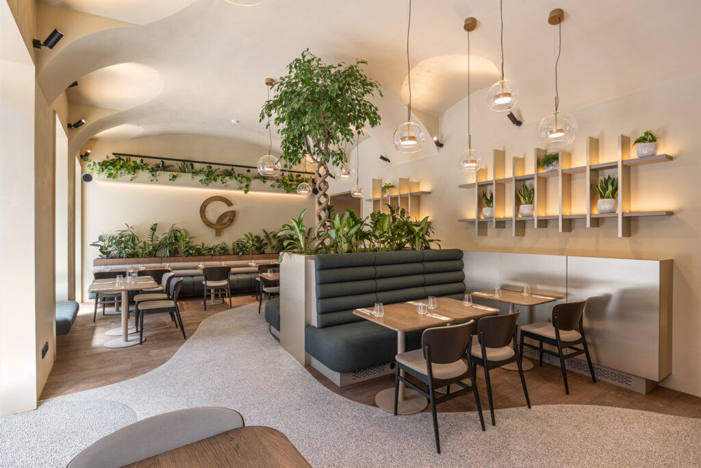Fotografie designové restaurace v butikovém hotelu Origin