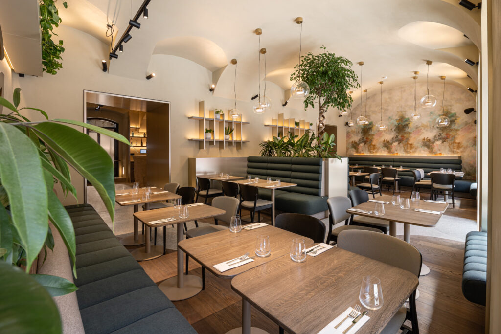 Fotografie designové restaurace v butikovém hotelu Origin